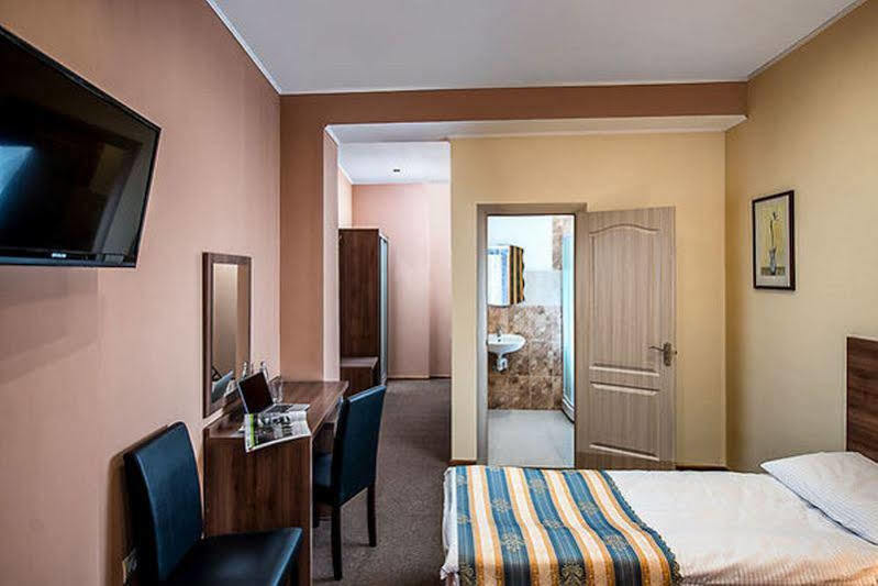Lviv Central Jam Hotel Exterior photo